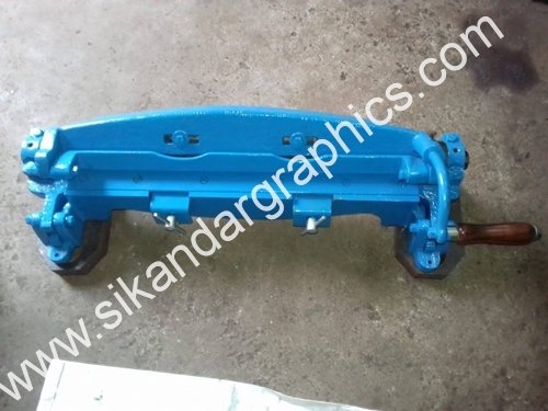 Calendar Rimming Machine Hand Operated Machine is also available as Electric Calendar Rimming Machine in Size 30, 76cm Semi Automatic with motor